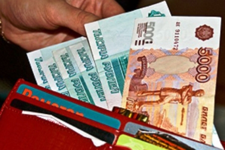 В Акционерном обществе  «СМУ Нефтехим» в  г. Сургут  выявлены нарушения трудового законодательство